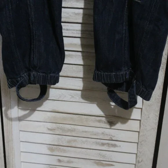 PILCRO Seamed Sport Low-Rise Cargo Jeans - Picture 7 of 15